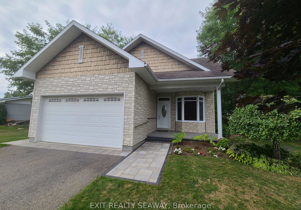 4294-schell-street-south-dundas-ontario-x12399749