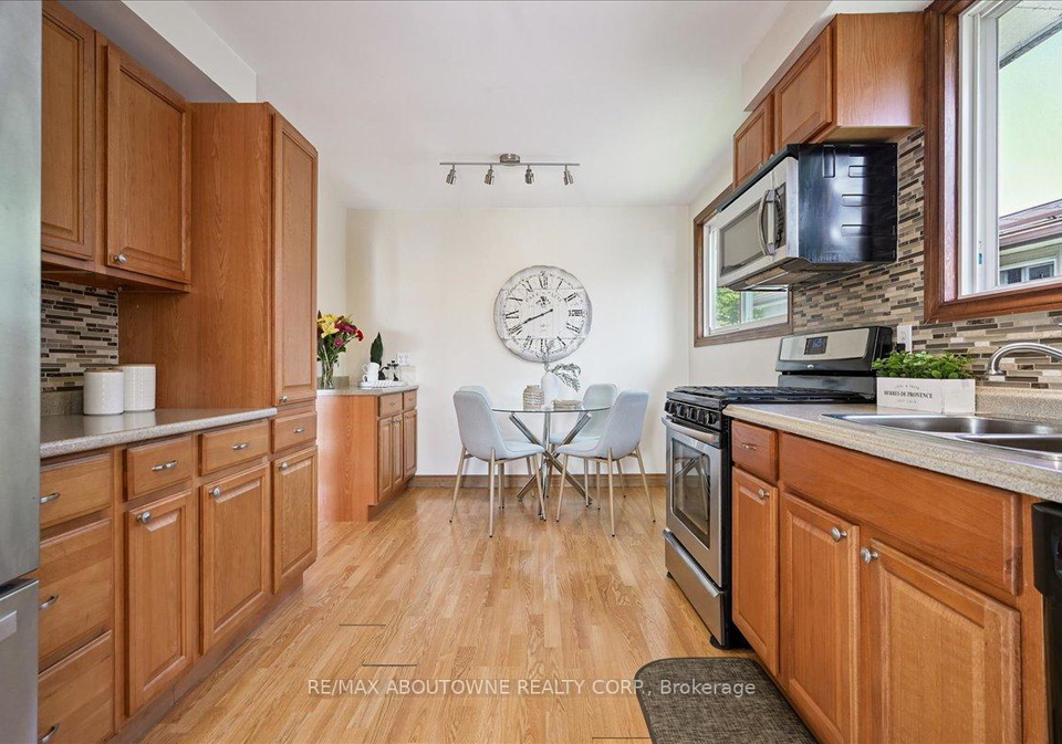 85-birchcliffe-crescent-hamilton-ontario-x12399835