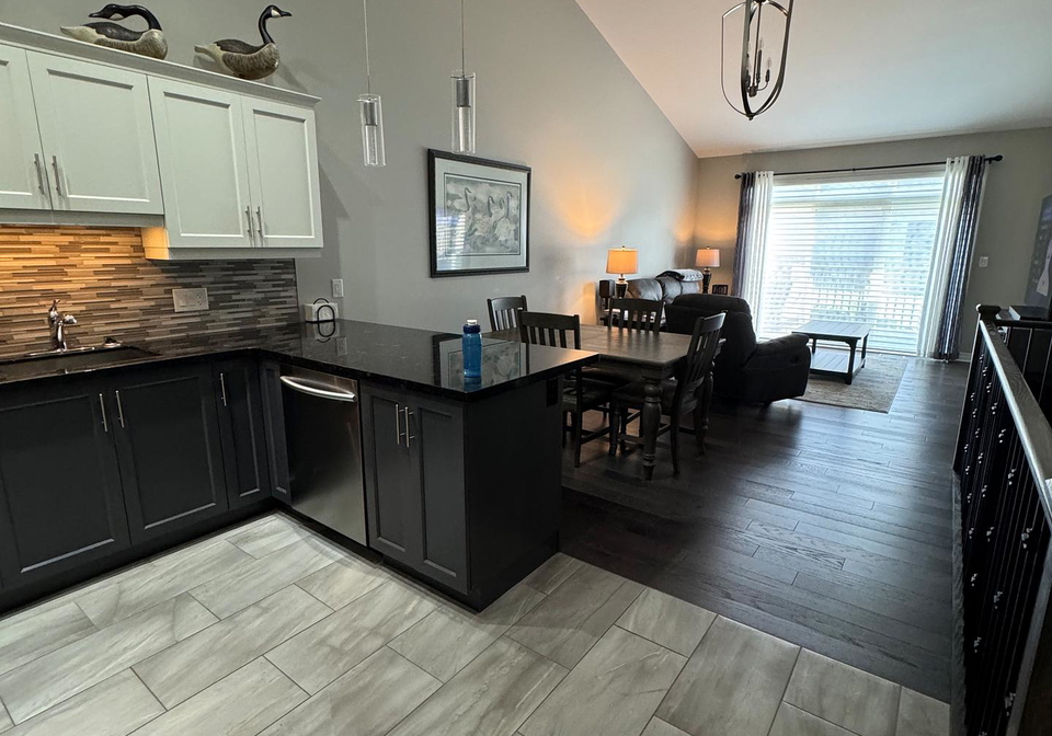 5490-prince-edward-avenue-niagara-falls-ontario-x12399837