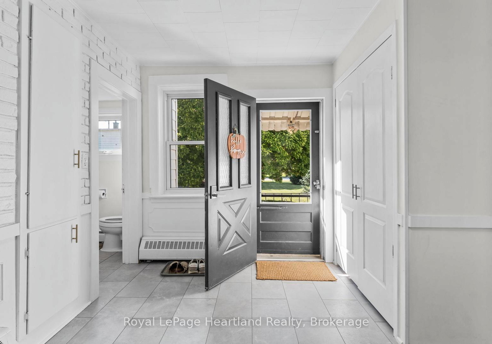 5-william-drive-south-huron-ontario-x12399843