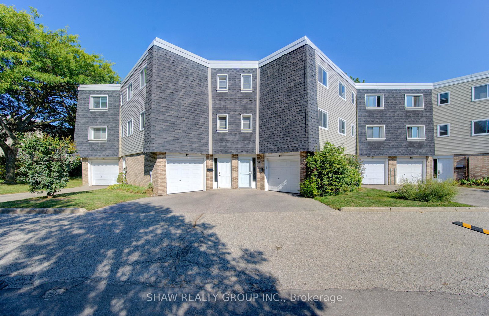 60-elmsdale-drive-kitchener-ontario-x12399846