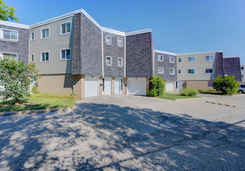 60-elmsdale-drive-kitchener-ontario-x12399846
