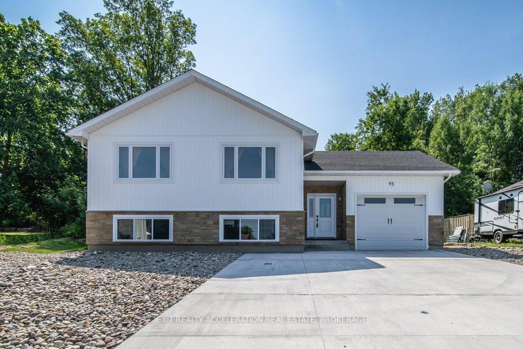 95-mccabe-street-greater-napanee-ontario-x12399880