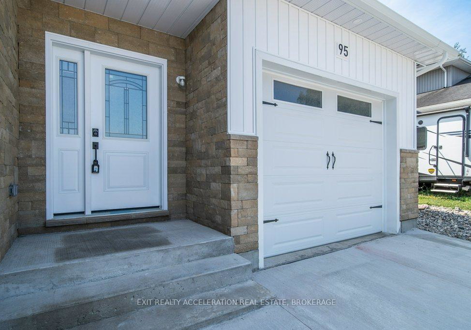 95-mccabe-street-greater-napanee-ontario-x12399880
