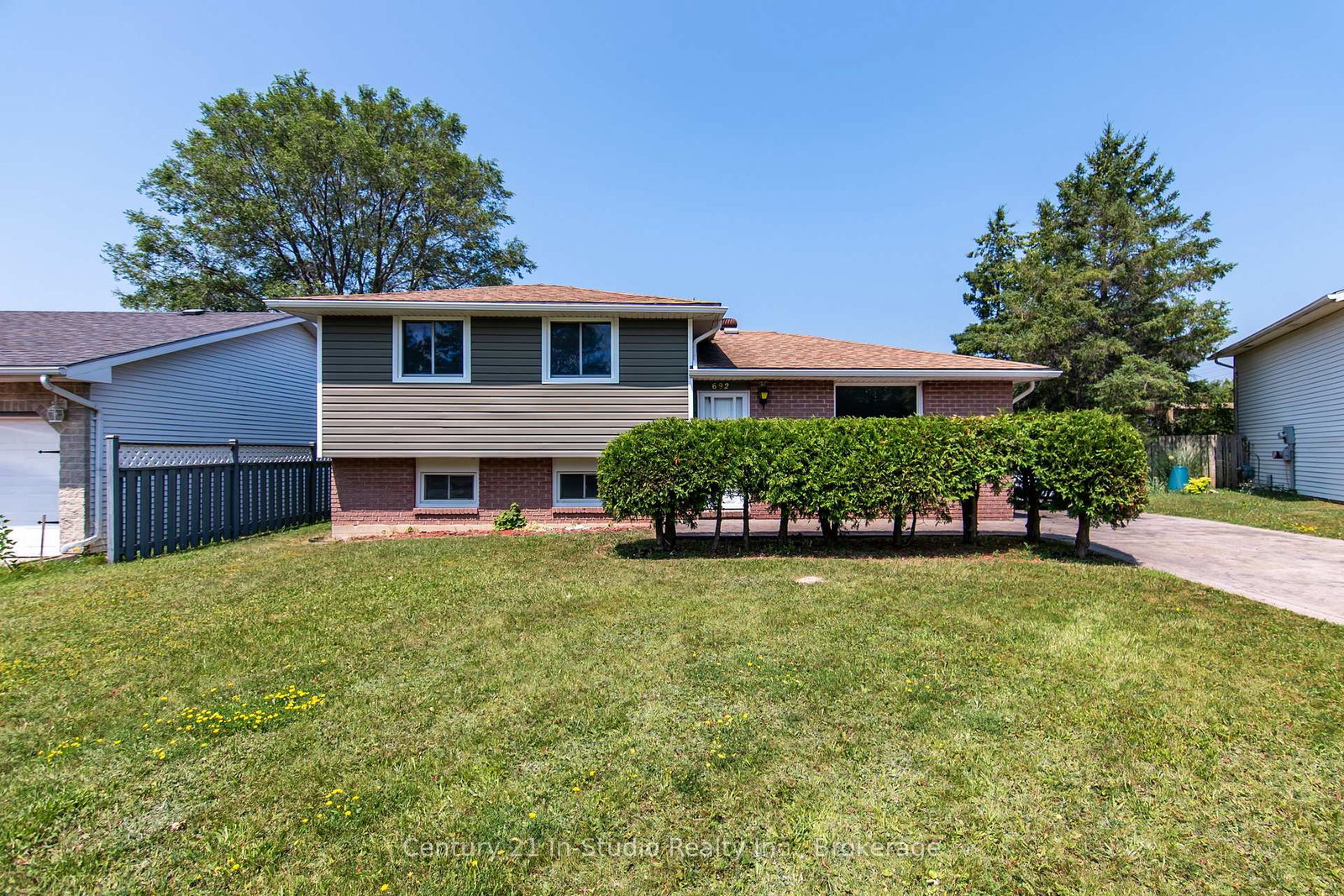 692-johnston-crescent-kincardine-ontario-x12399975