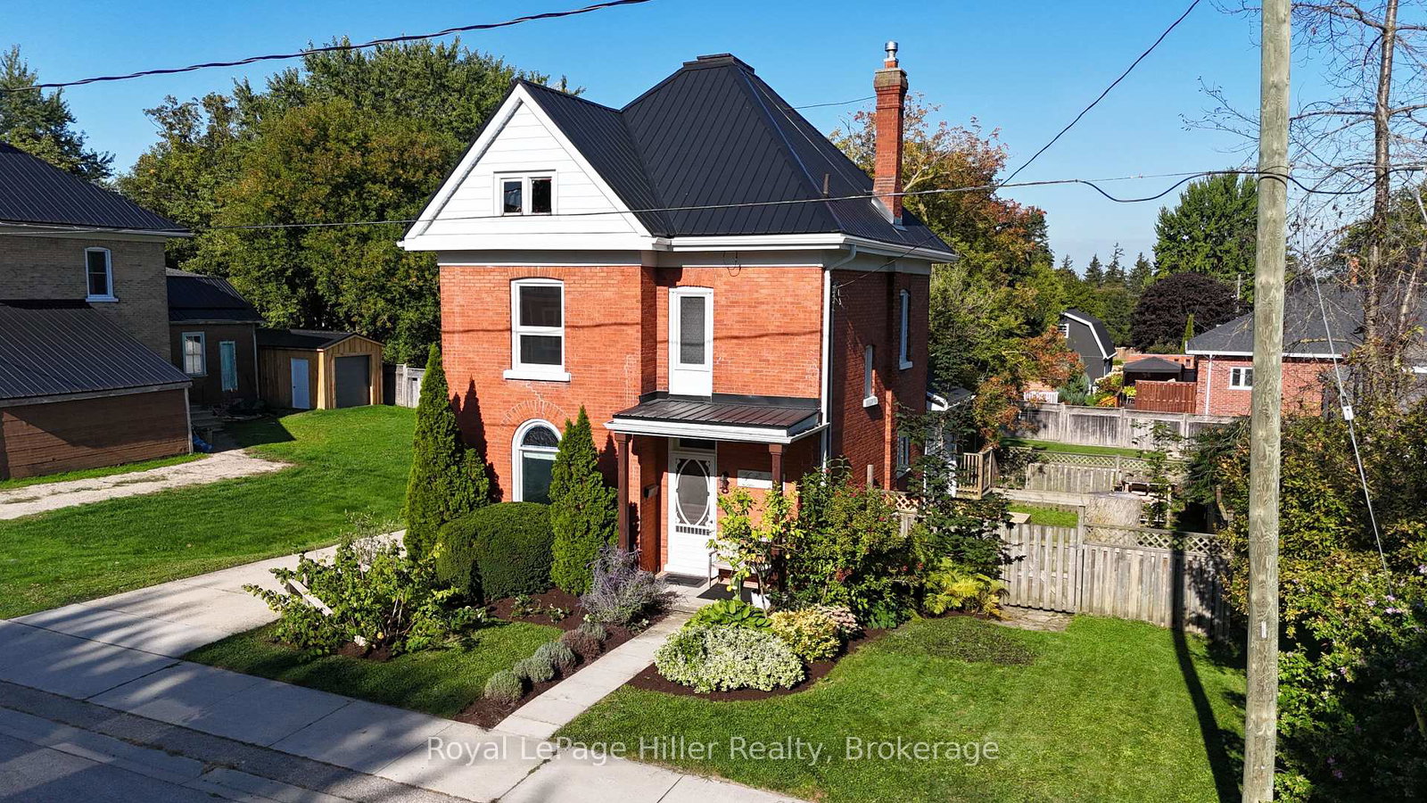 4-temperance-street-perth-east-ontario-x12400112