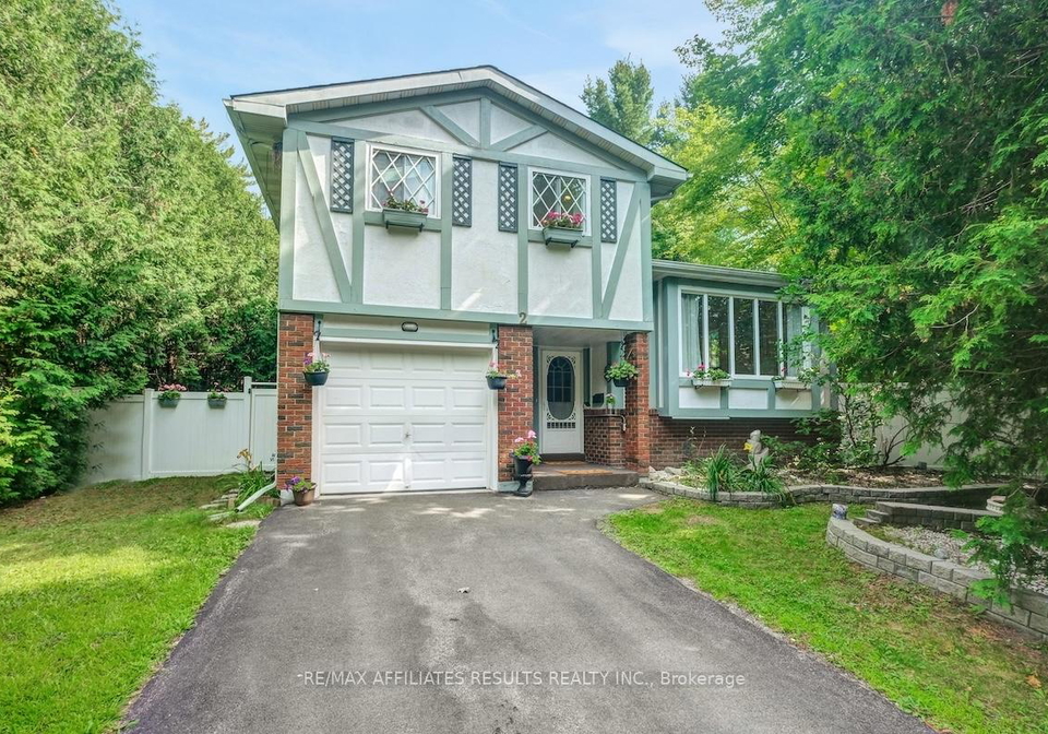 2-wedgewood-crescent-ottawa-ontario-x12400275