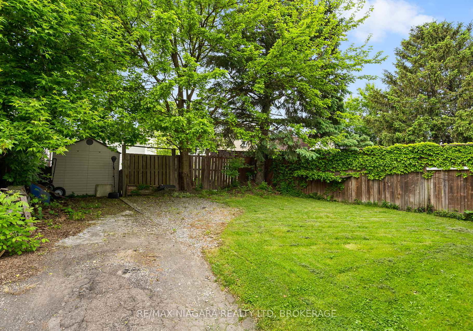 47-chaplin-avenue-st-catharines-ontario-x12400429