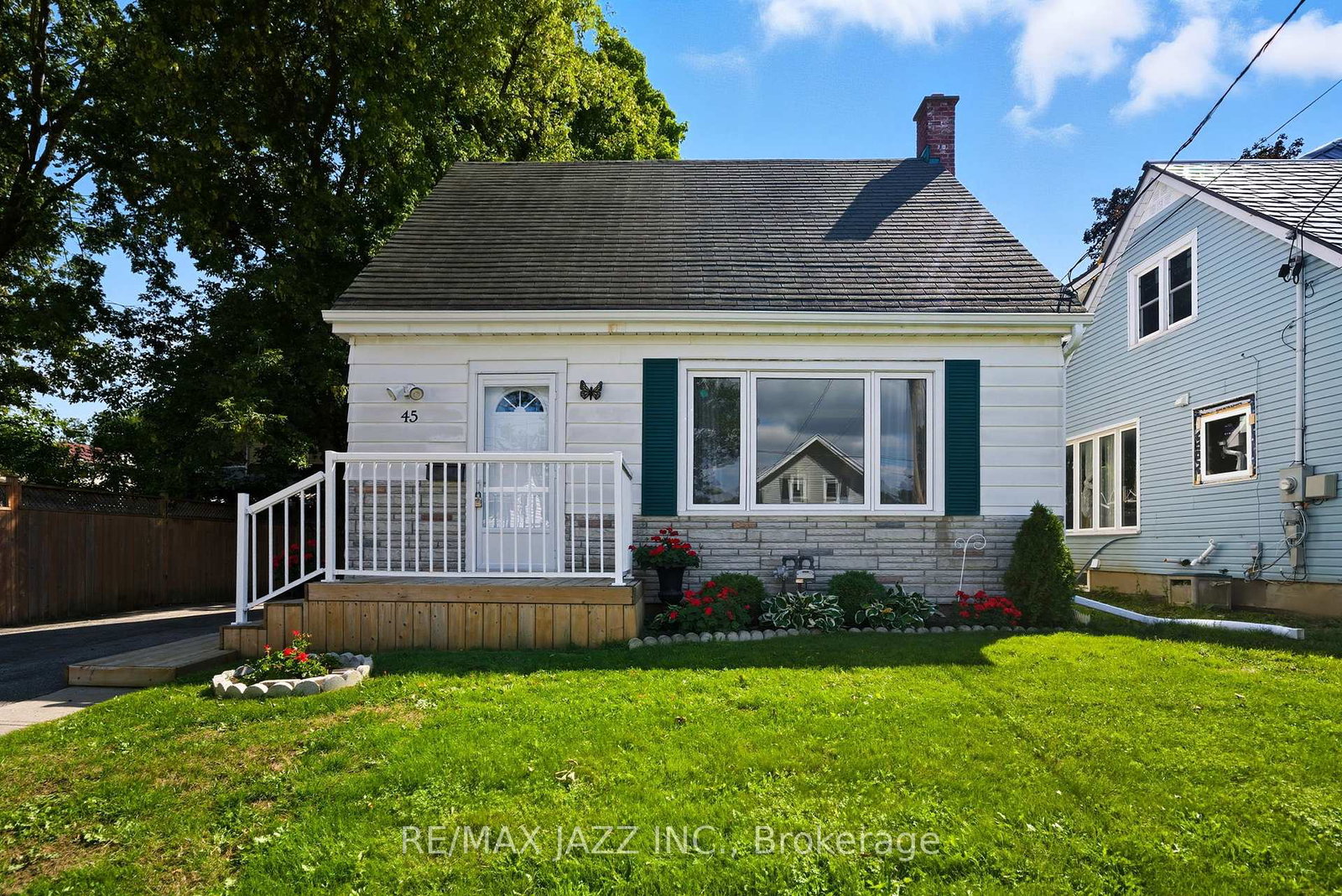 45-kent-street-e-kawartha-lakes-ontario-x12400463