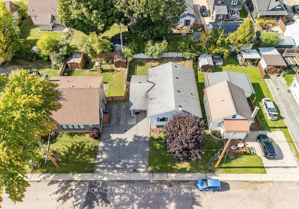 218-cameron-avenue-renfrew-ontario-x12400582