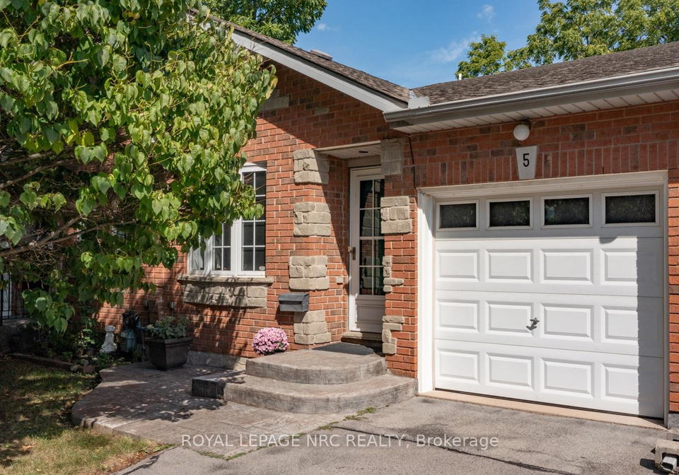 5-kinsman-court-pelham-ontario-x12400729