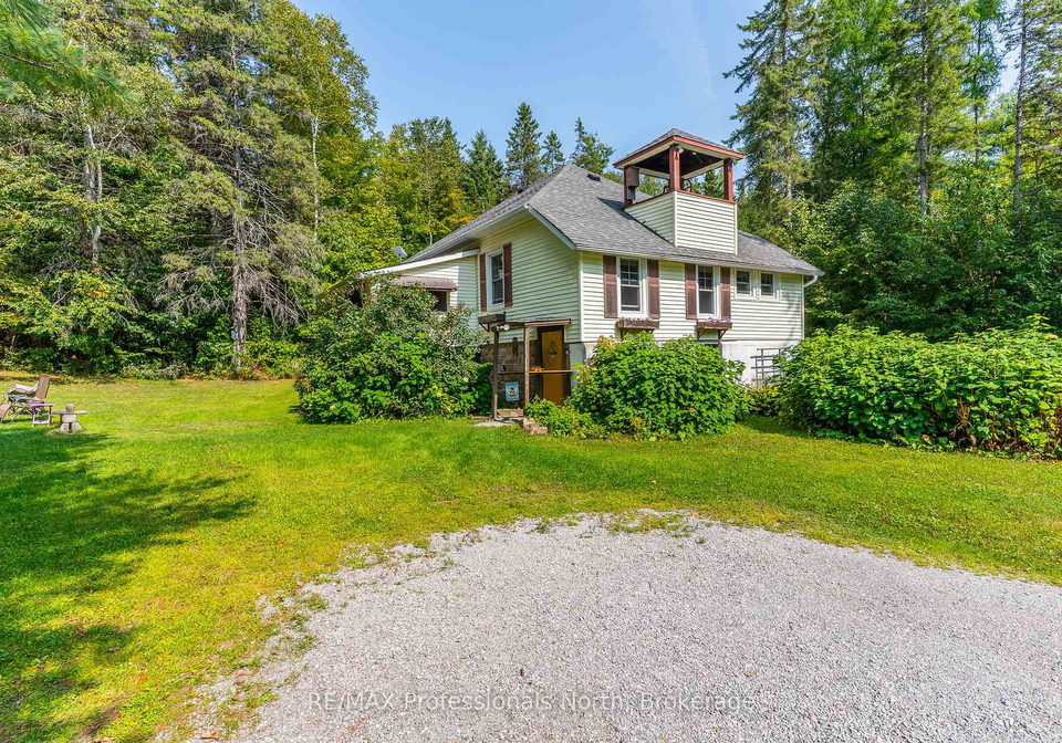 9357-highway-118-highway-minden-hills-ontario-x12400827