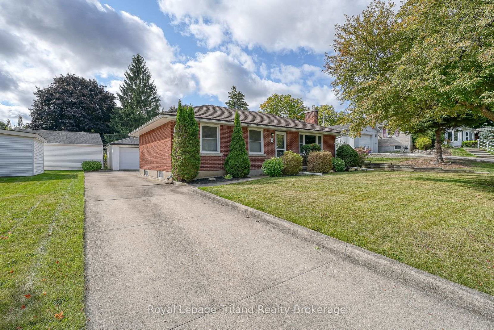 662-glencairn-avenue-woodstock-ontario-x12400847