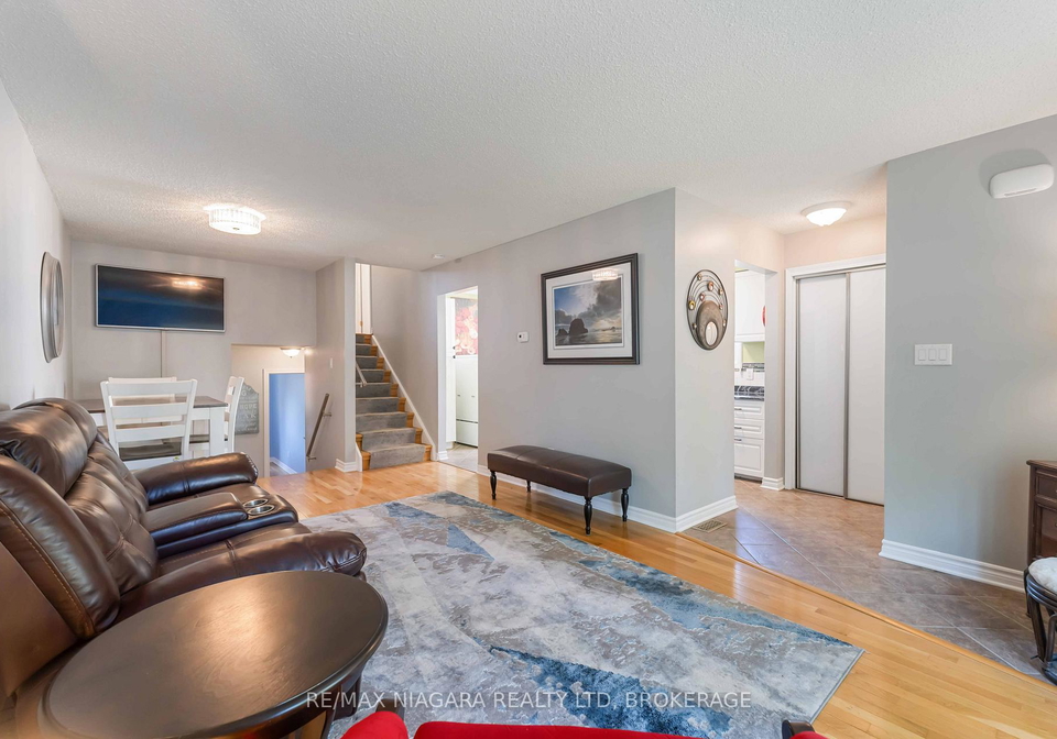 6559-burwood-avenue-niagara-falls-ontario-x12400889