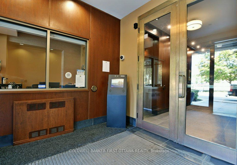 320-mcleod-street-ottawa-ontario-x12401173