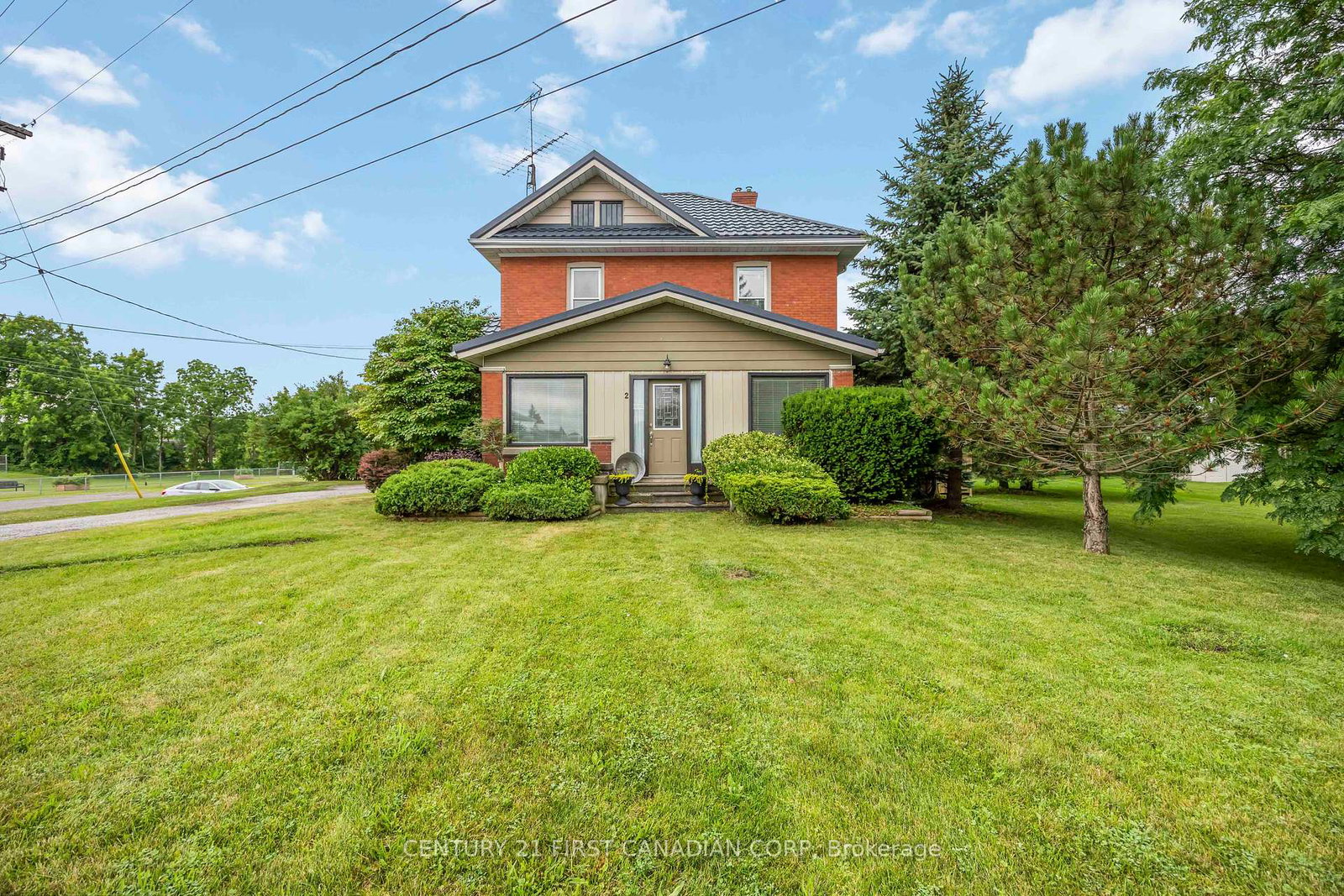 2-union-street-lambton-shores-ontario-x12401219