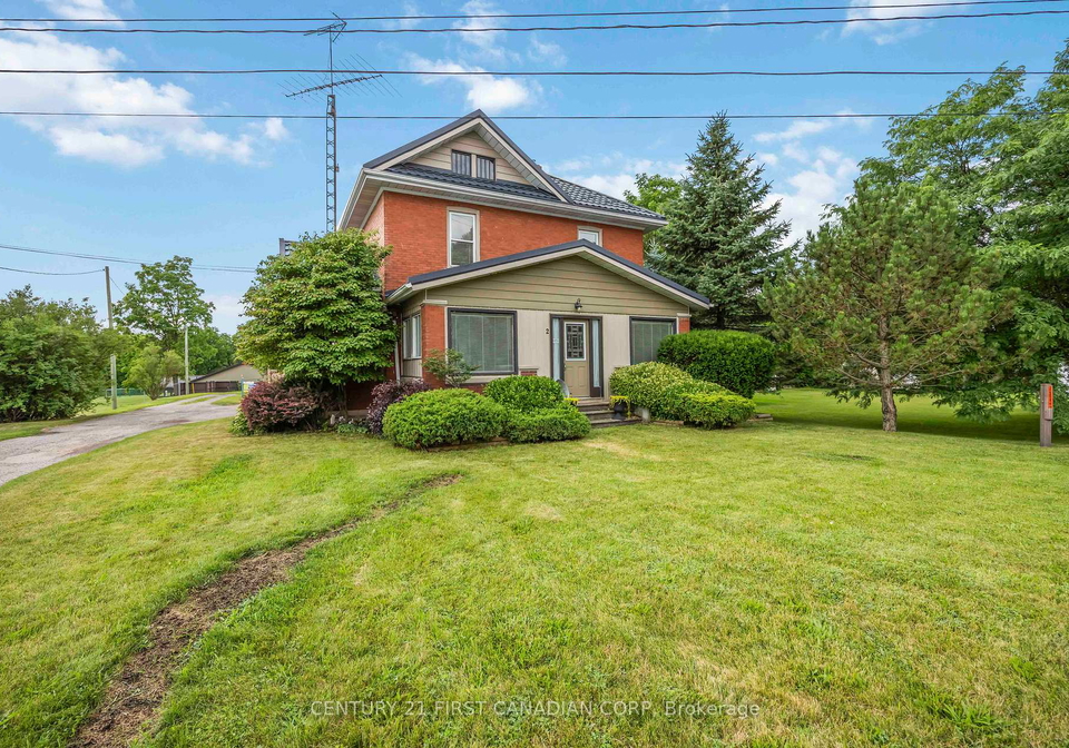 2-union-street-lambton-shores-ontario-x12401219