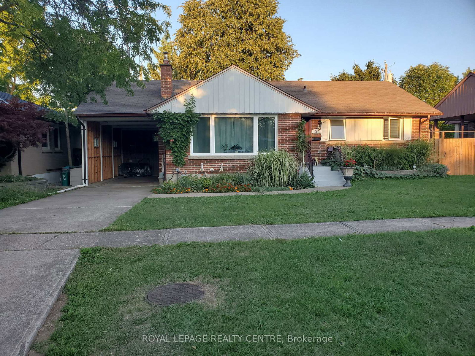 5-mountainview-drive-st-catharines-ontario-x12401239