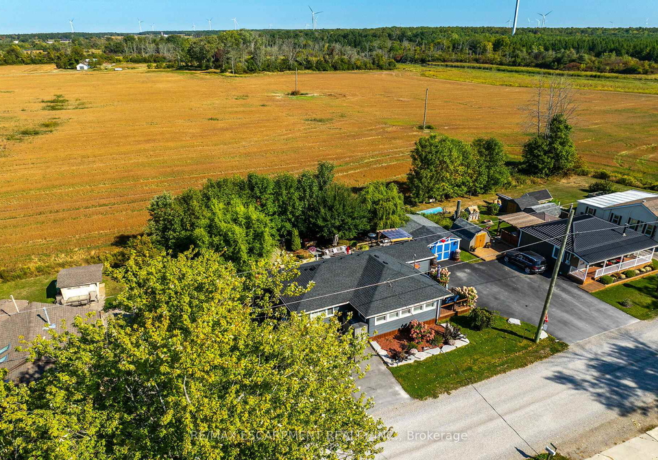 2011-lakeshore-road-haldimand-ontario-x12401410