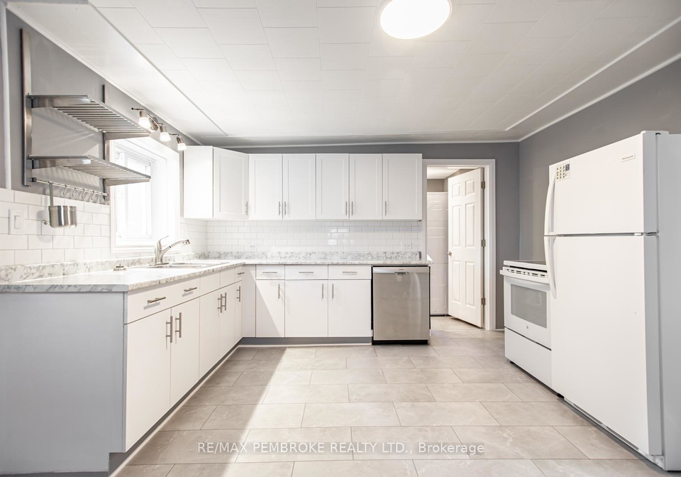 507-moore-street-renfrew-ontario-x12401566