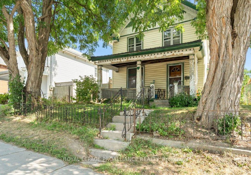 51-12-north-front-street-belleville-ontario-x12402016