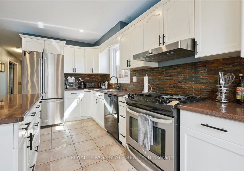 4577-st-volodymyr-crescent-lincoln-ontario-x12402041