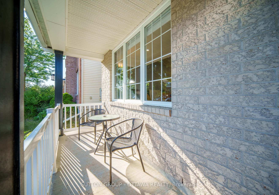 11-baypointe-crescent-ottawa-ontario-x12402091