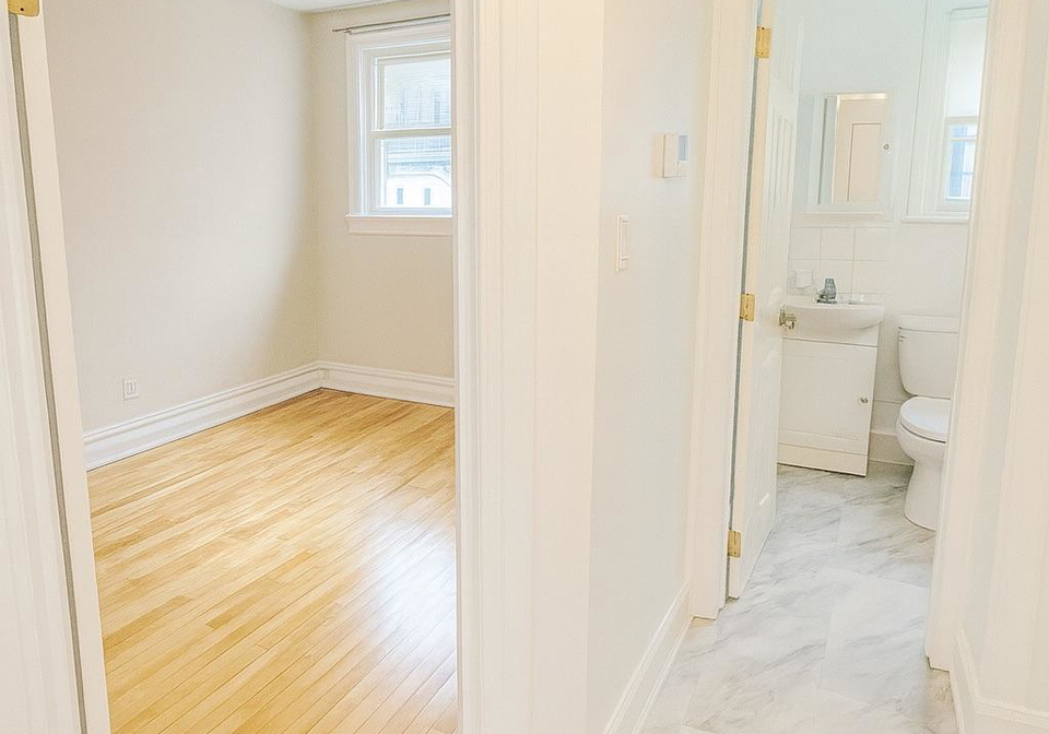 446-cambridge-street-s-ottawa-ontario-x12402102