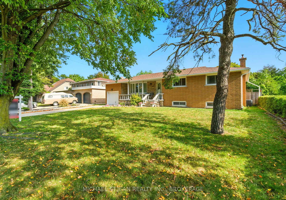 20-woodside-drive-hamilton-ontario-x12402176