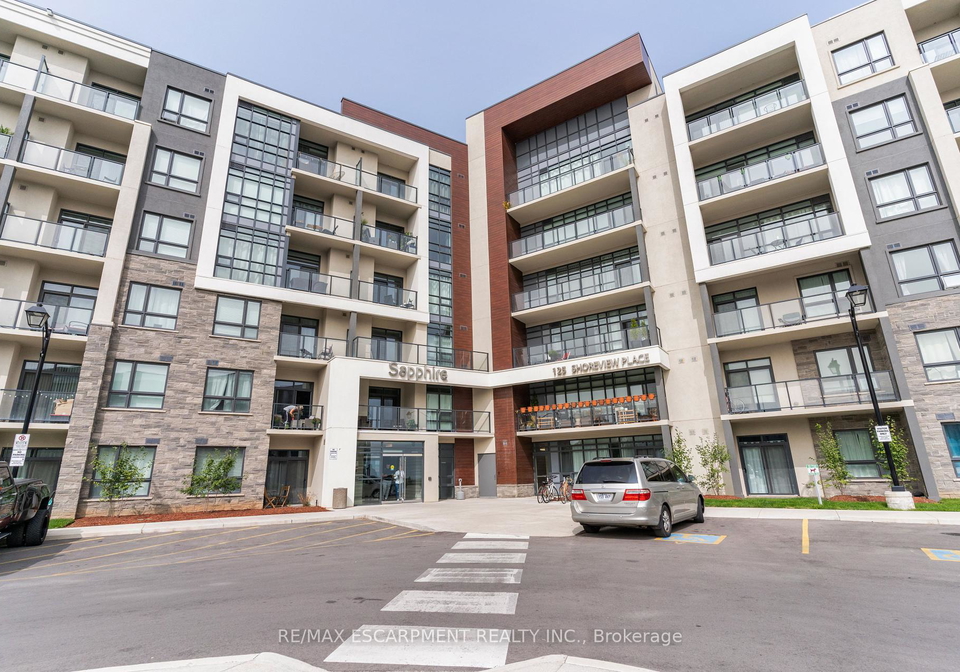 125-shoreview-place-hamilton-ontario-x12402190