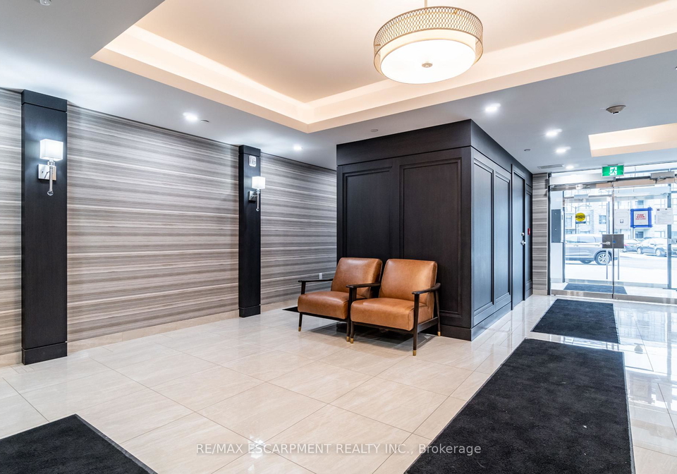 125-shoreview-place-hamilton-ontario-x12402190