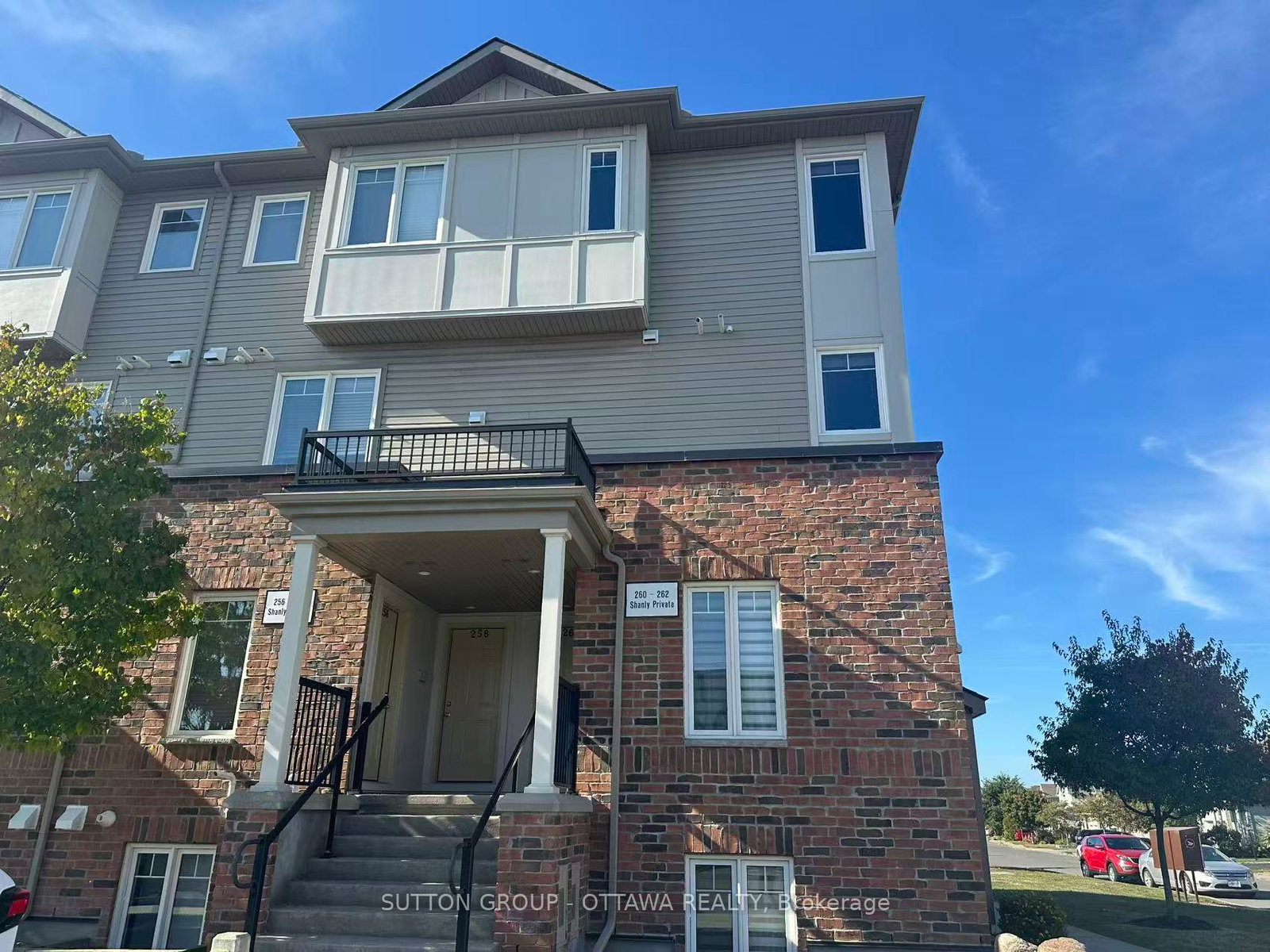 260-shanly-private-ottawa-ontario-x12402368