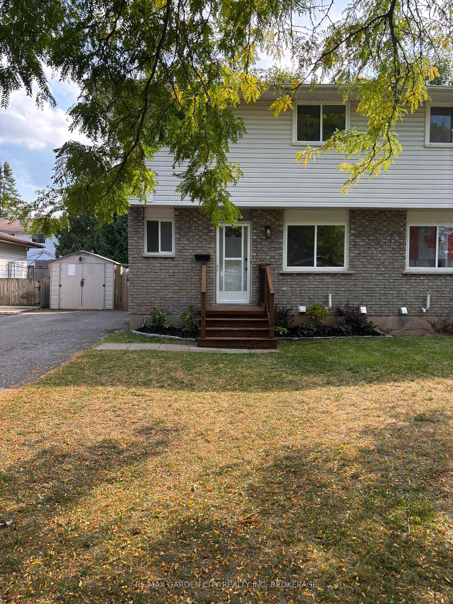 5842-frontenac-street-niagara-falls-ontario-x12402485