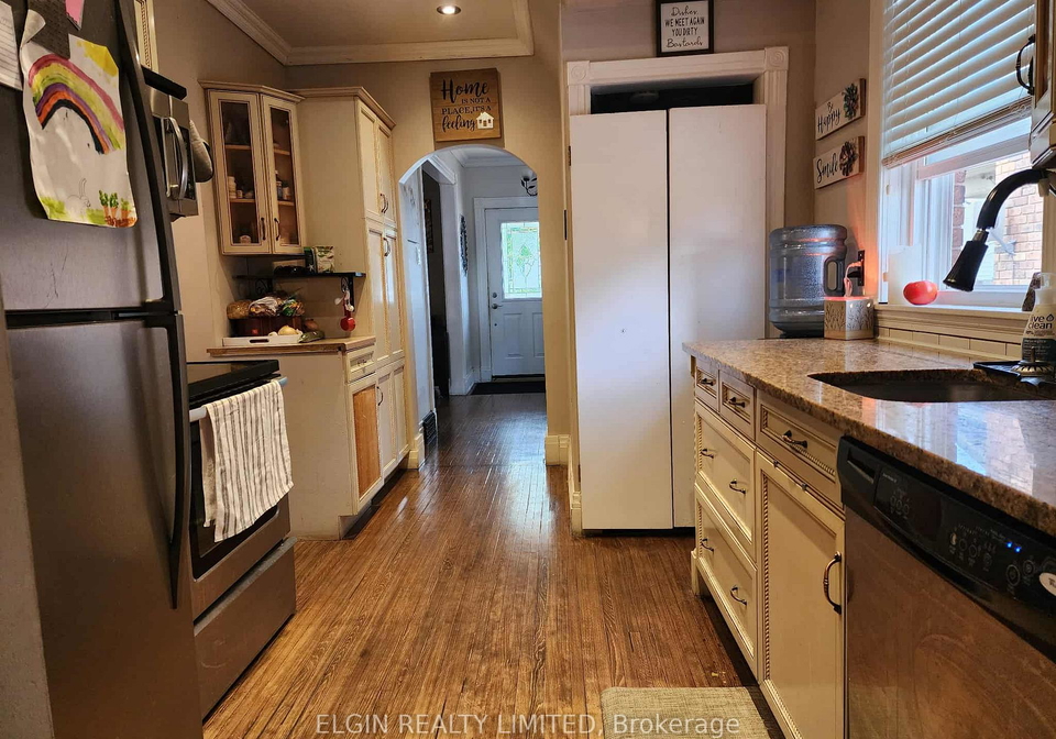 82-fifth-avenue-st-thomas-ontario-x12402619