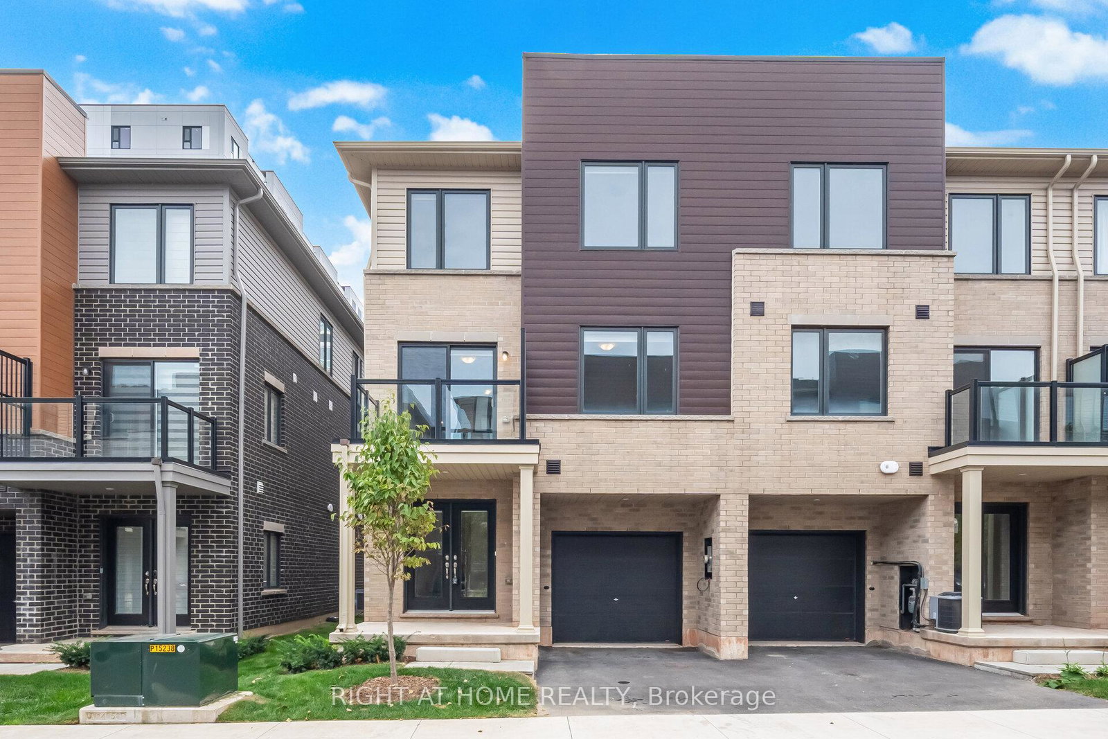 14-dryden-lane-hamilton-ontario-x12402656