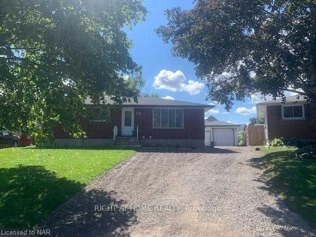 8-rossie-place-st-catharines-ontario-x12402781