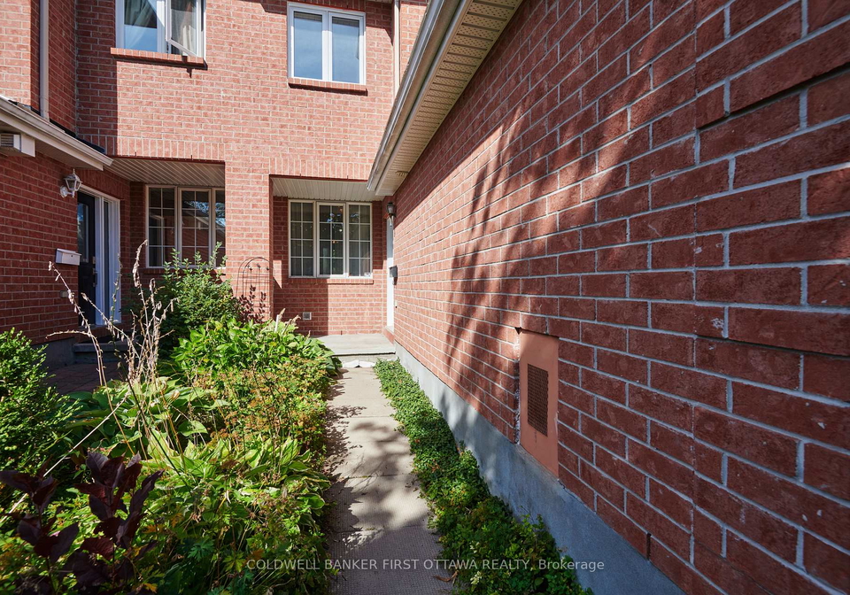 16-angus-drive-kanata-ontario-x12403004