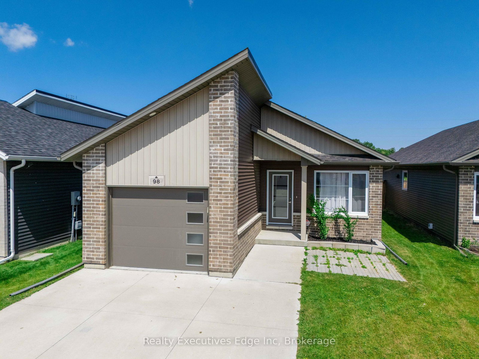 98-moonstone-crescent-chatham-kent-ontario-x12403021