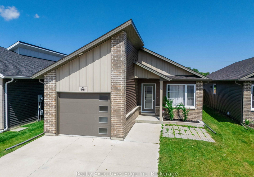 98-moonstone-crescent-chatham-kent-ontario-x12403021