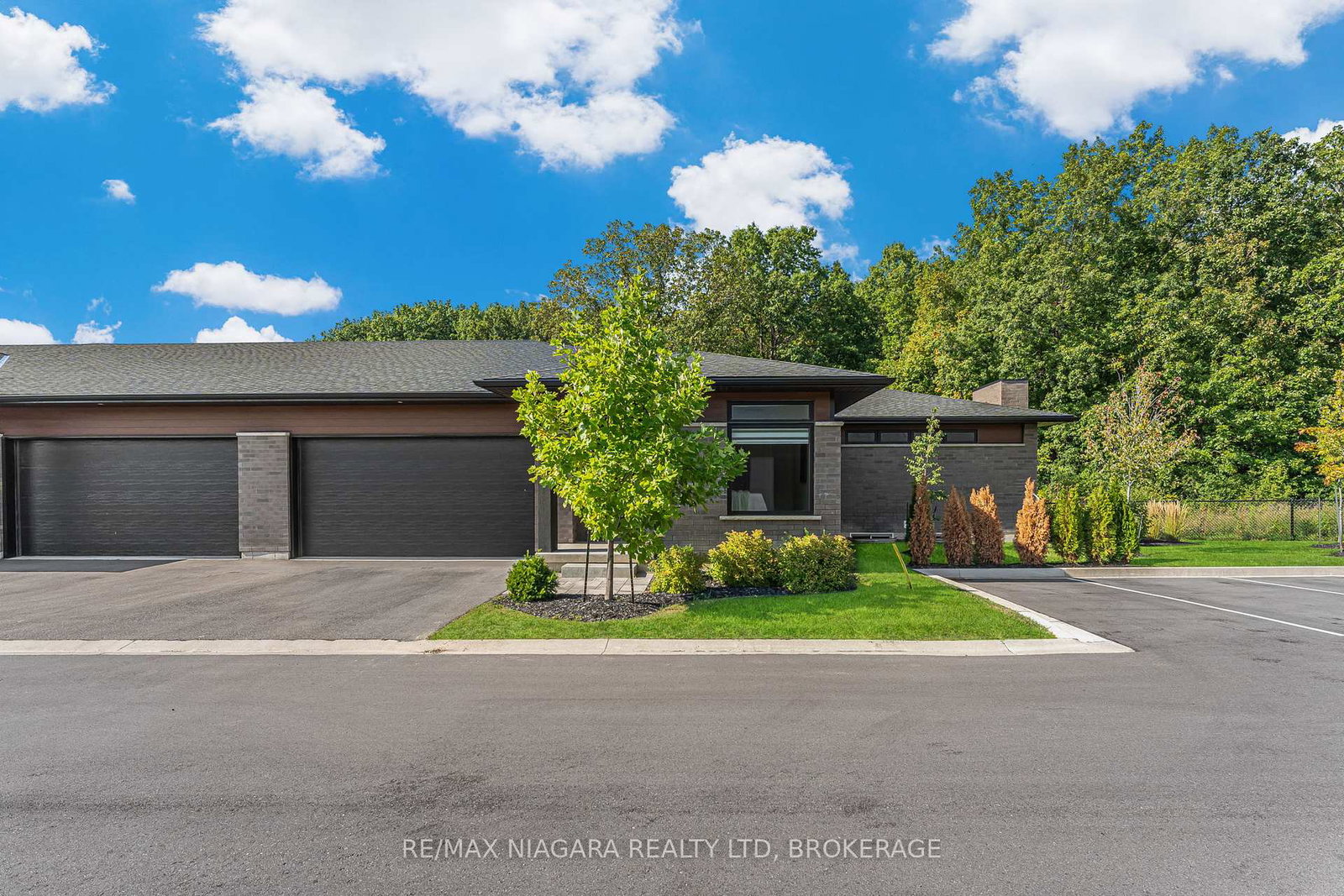 300-richmond-street-thorold-ontario-x12403128