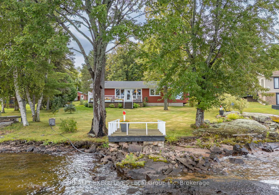 4-ninovan-road-w-callander-ontario-x12403352