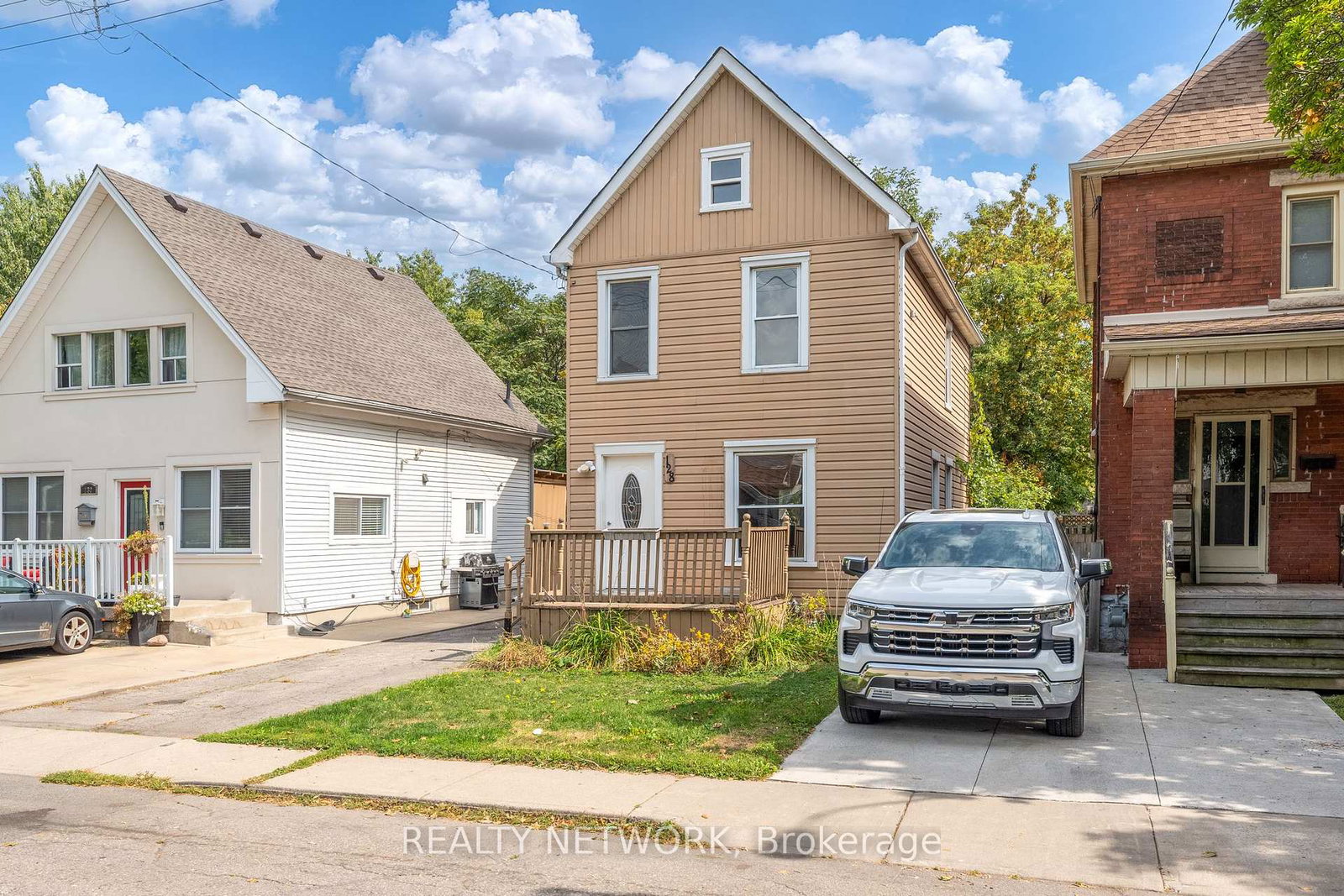 128-kensington-avenue-n-hamilton-ontario-x12403355