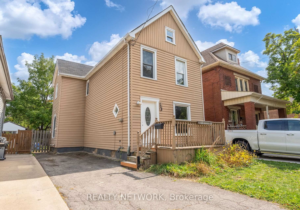 128-kensington-avenue-n-hamilton-ontario-x12403355