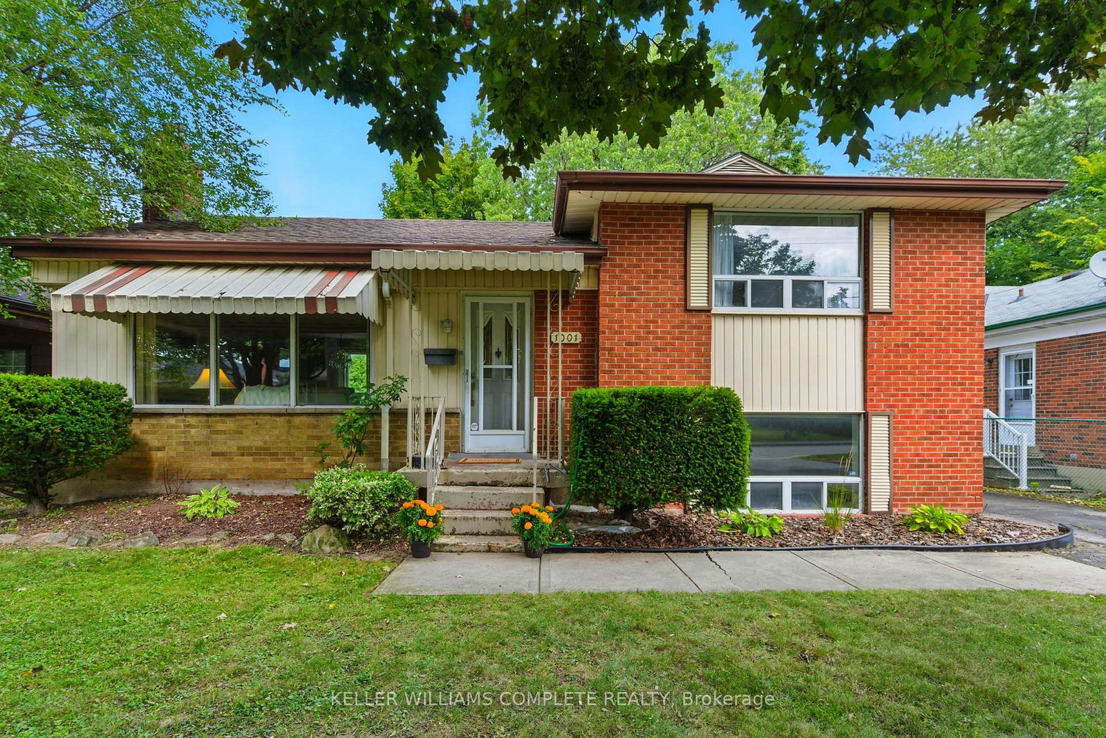 1001-brucedale-avenue-e-hamilton-ontario-x12403458
