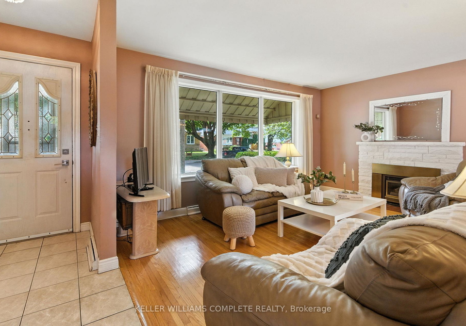 1001-brucedale-avenue-e-hamilton-ontario-x12403458