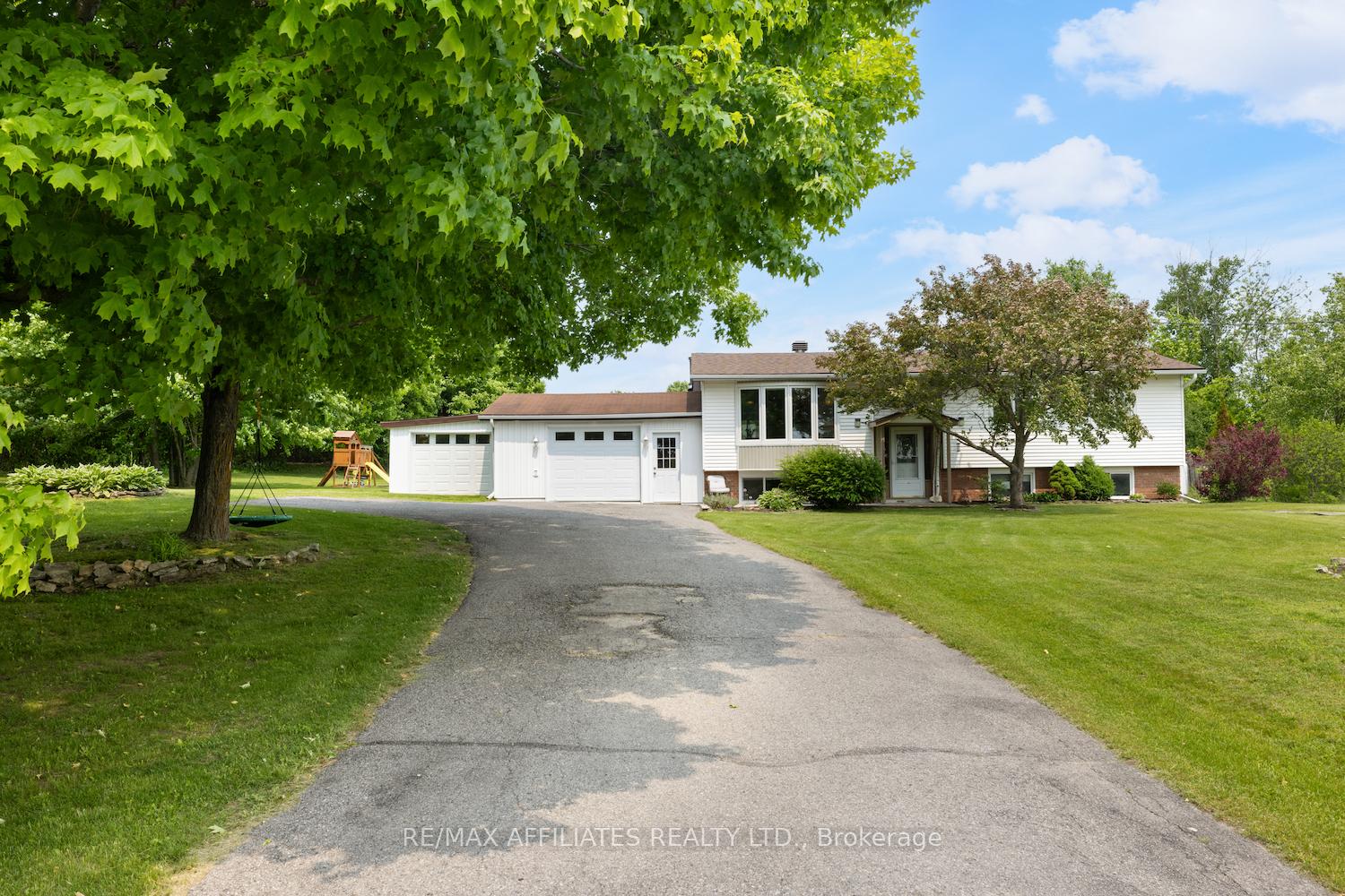 1494-ramsay-8-con-road-mississippi-mills-ontario-x12403470