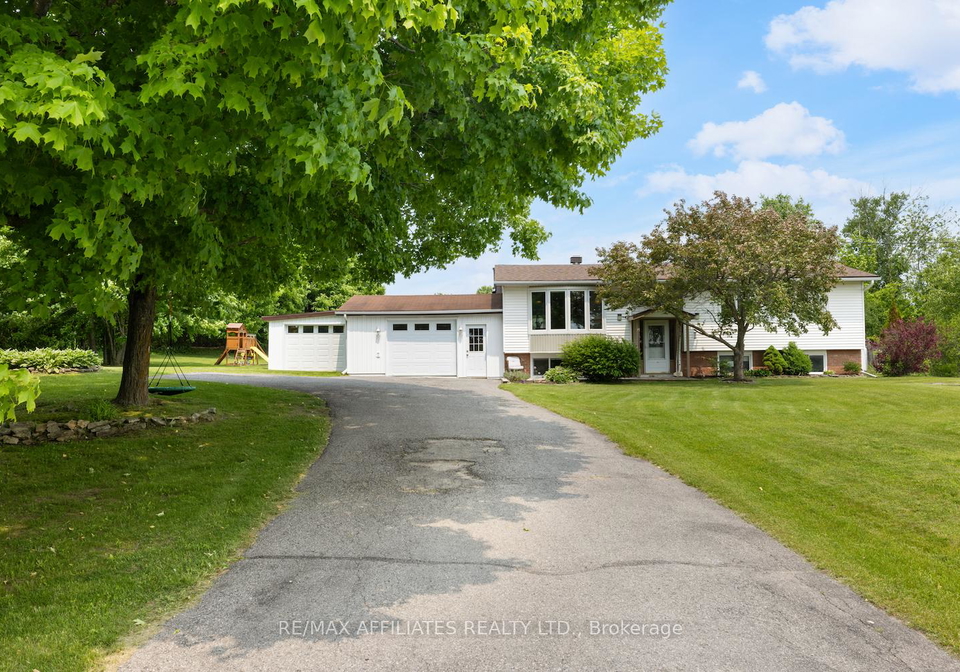 1494-ramsay-8-con-road-mississippi-mills-ontario-x12403470