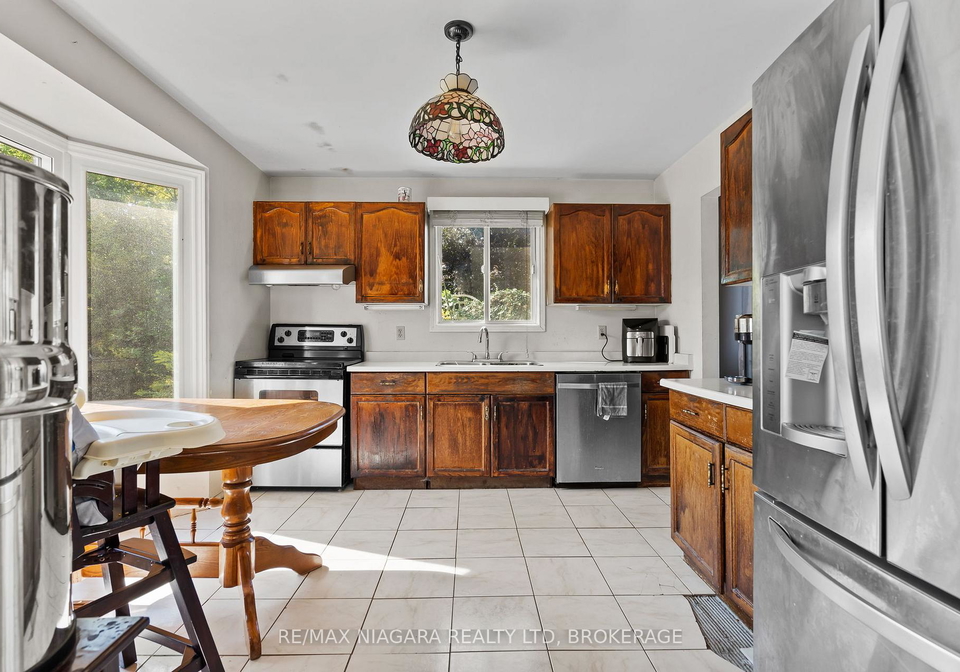 4551-vintage-court-lincoln-ontario-x12403498