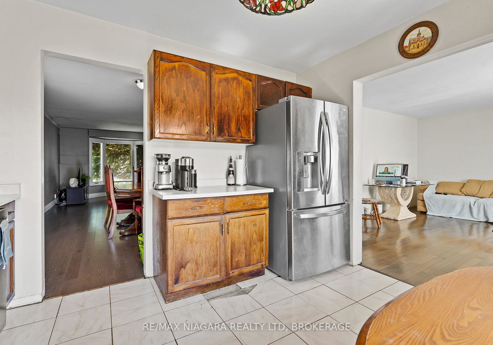 4551-vintage-court-lincoln-ontario-x12403498