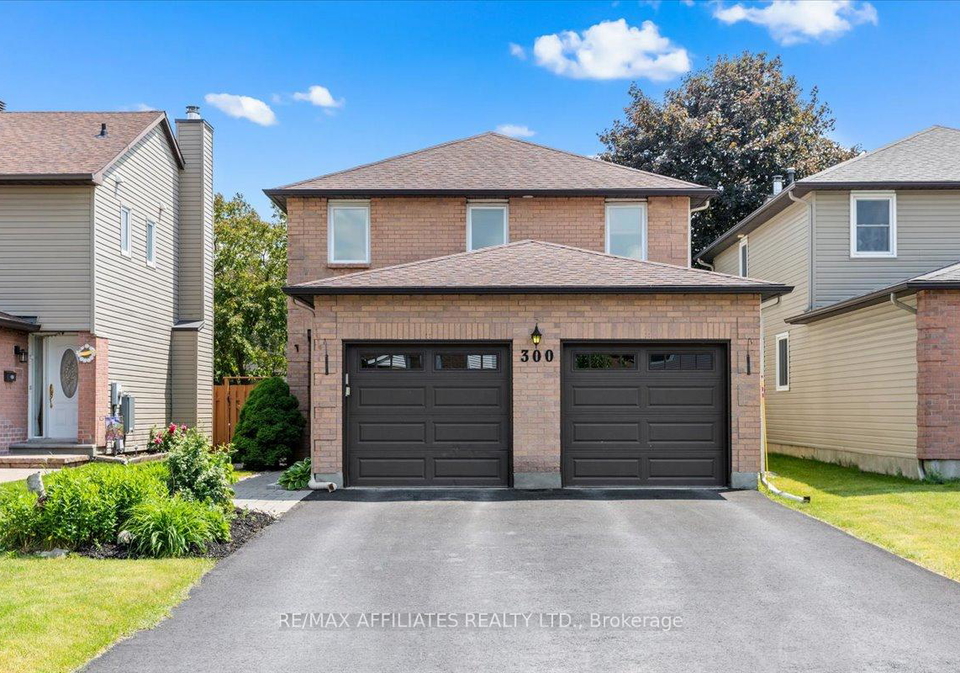 300-sylvie-terrace-ottawa-ontario-x12403610